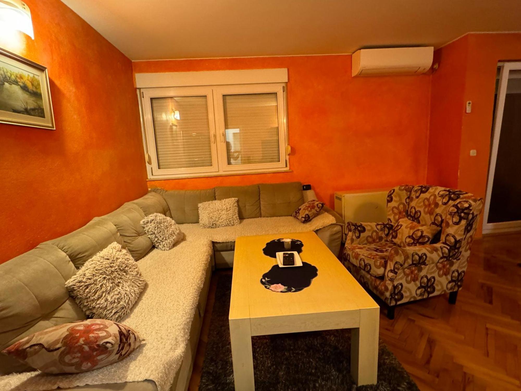 Sunnyplace * موستار